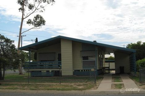 24 Centenary Dr, Emerald, QLD 4720