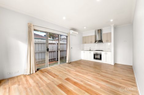 Property photo of 1B/7 Cullis Parade Bayswater VIC 3153