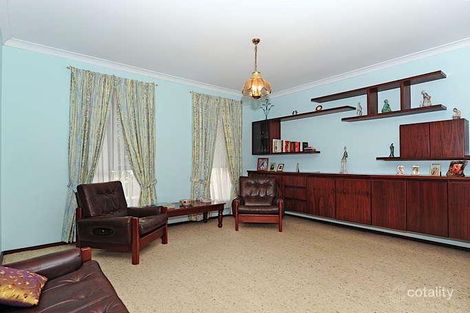 Property photo of 12 Jefferies Way Leeming WA 6149