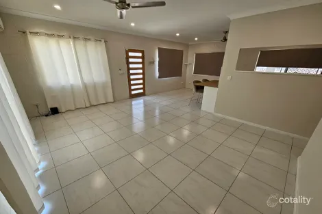 Property photo of 16 Monika Court Rasmussen QLD 4815