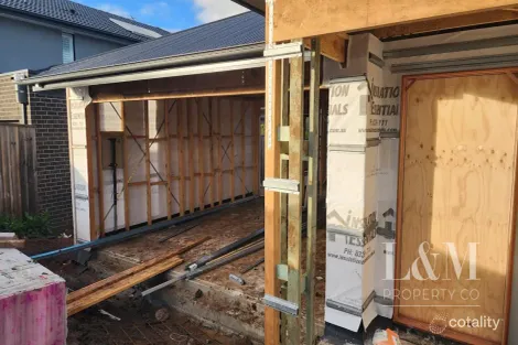 Property photo of 14 Royal Spoonbill Loop Wallan VIC 3756