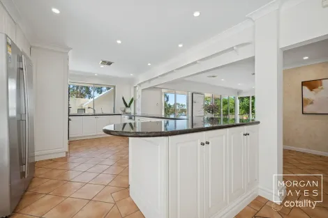 Property photo of 5 Second Avenue Rossmoyne WA 6148