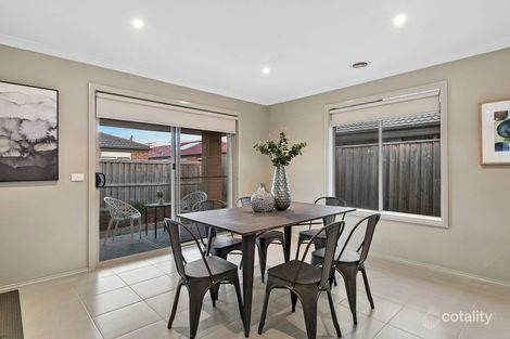 Property photo of 10 Positano Way Lalor VIC 3075