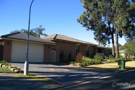 5 Ireland St, St Clair, NSW 2759