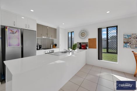 Property photo of 48 Tulipwood Crescent Oxley Vale NSW 2340