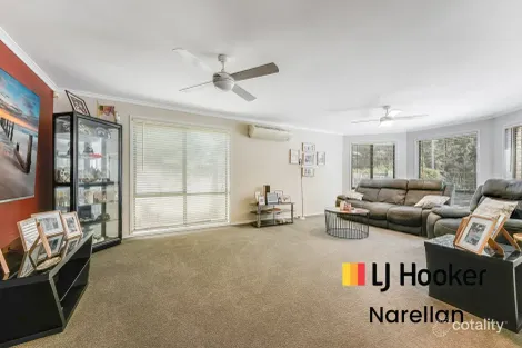 Property photo of 19 Vale Circuit Narellan Vale NSW 2567