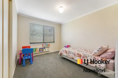 Property photo of 19 Vale Circuit Narellan Vale NSW 2567