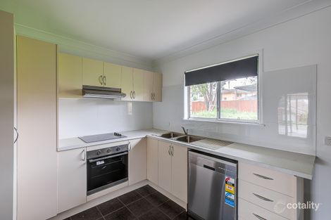 Property photo of 37 Cooinda Street Eastern Heights QLD 4305