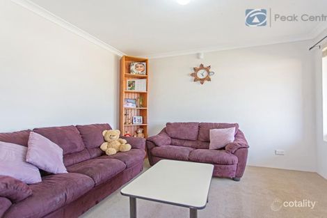 Property photo of 4 Kenworth Pass Success WA 6164