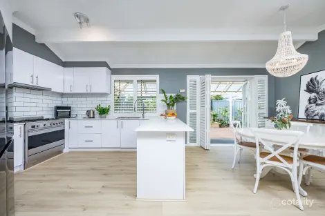 Property photo of 21 Agnew Loop Gwelup WA 6018