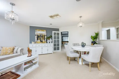 Property photo of 21 Agnew Loop Gwelup WA 6018