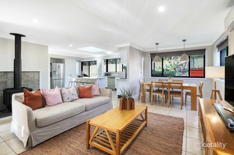 Property photo of 4 Traves Place Kincumber NSW 2251