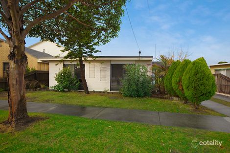 5 Johnston Ave, Newcomb, VIC 3219