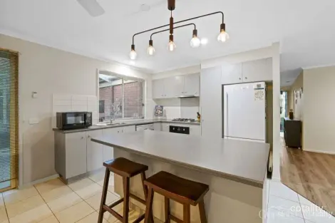Property photo of 323 Settlement Road Drouin VIC 3818