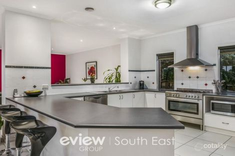 Property photo of 20 Jembecca Drive Berwick VIC 3806