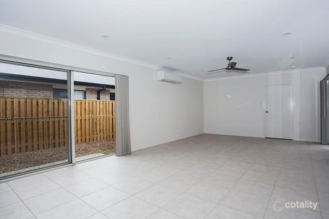 Property photo of 18 View Line Terrace Hope Island QLD 4212
