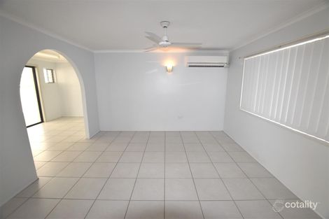 Property photo of 23 Kin Kora Drive Kin Kora QLD 4680
