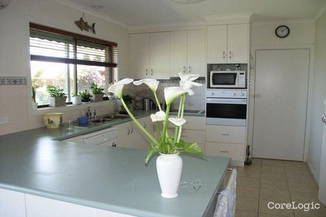 Property photo of 2 Finchley Court Bairnsdale VIC 3875