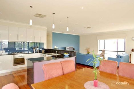 Property photo of 9 Wallaroo Way Highton VIC 3216