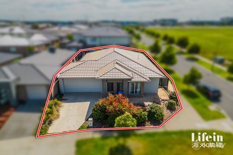 Property photo of 61 Monet Drive Truganina VIC 3029