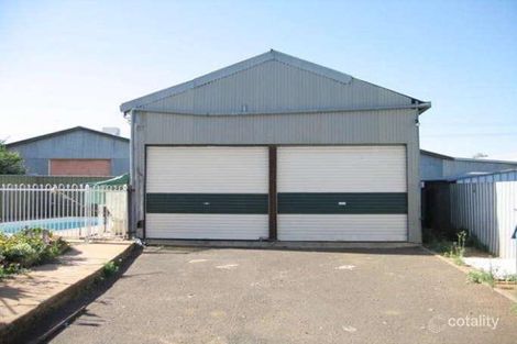 Property photo of 7 Howard Avenue Dubbo NSW 2830