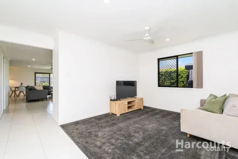 Property photo of 11 Abode Way Kawungan QLD 4655