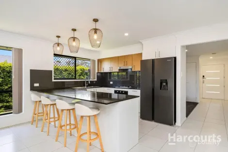 Property photo of 11 Abode Way Kawungan QLD 4655