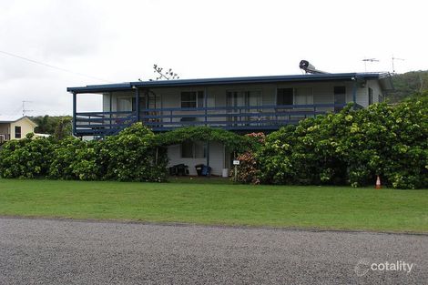 Property photo of 46 The Esplanade Grasstree Beach QLD 4740