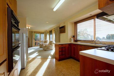 Property photo of 3 Waterman Place Frankston VIC 3199