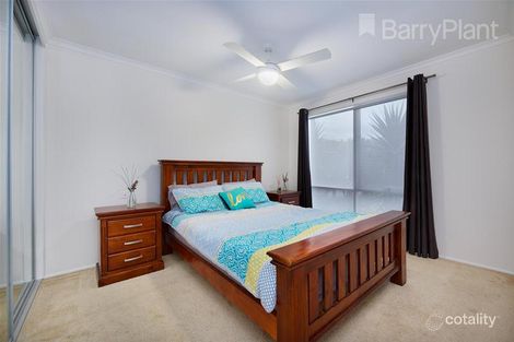 Property photo of 4 Callibris Court Keysborough VIC 3173