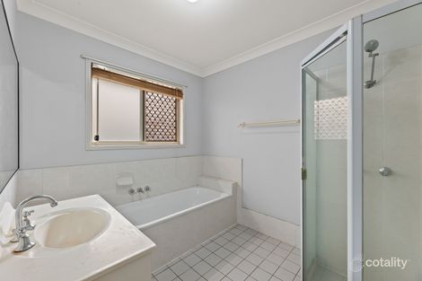 Property photo of 18 Pendula Circuit Forest Lake QLD 4078