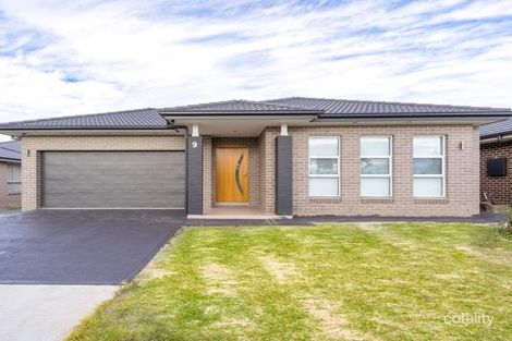 Property photo of 9 Franklin Grove Oran Park NSW 2570