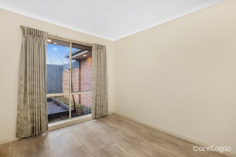 Property photo of 8/15-17 Lyall Street Cranbourne VIC 3977
