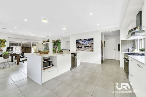 Property photo of 33 Abbey Road Beveridge VIC 3753