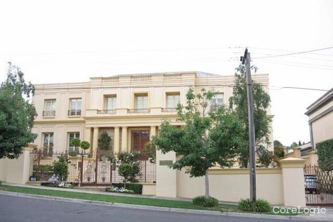 Property photo of 31 Hopetoun Road Toorak VIC 3142