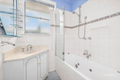 Property photo of 13 Fidge Crescent Breakwater VIC 3219