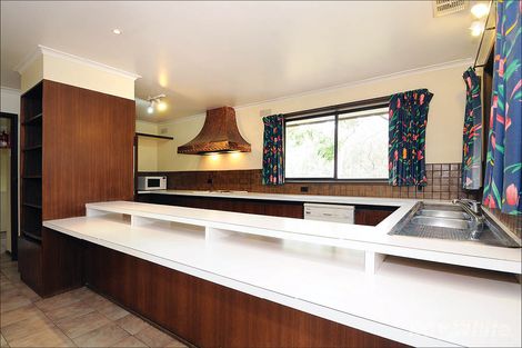 Property photo of 47 Bunker Crescent Glen Waverley VIC 3150