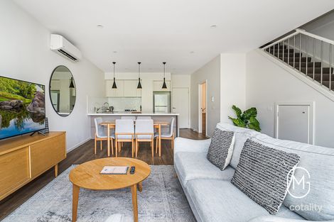 Property photo of 11 Linari Close Wallan VIC 3756