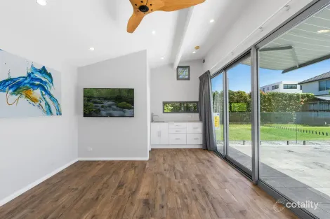 Property photo of 28 Barnstaple Road Rodd Point NSW 2046