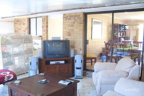 Property photo of 3 Leesa Court Highland Park QLD 4211