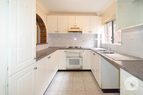 Property photo of 2/18A Caroline Street Westmead NSW 2145