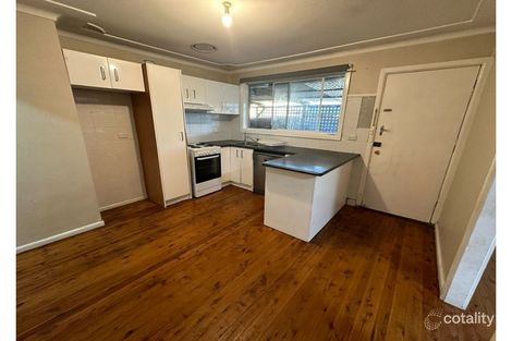 Property photo of 28 Hinkler Street Smithfield NSW 2164