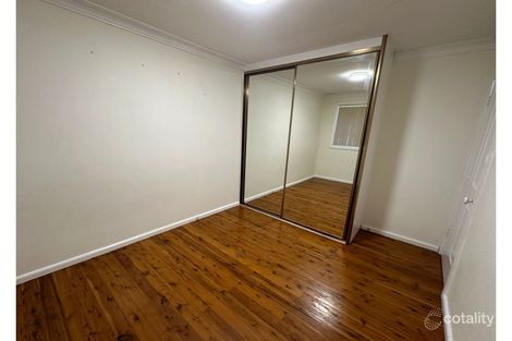 Property photo of 28 Hinkler Street Smithfield NSW 2164