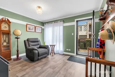 Property photo of 5 Hamra Drive Smithfield SA 5114