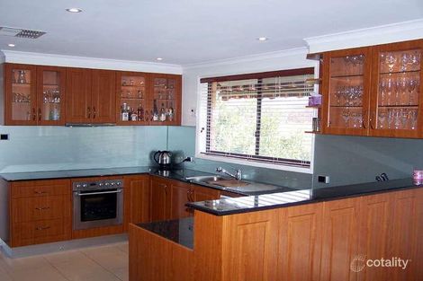 Property photo of 6 Simon Place Kambah ACT 2902