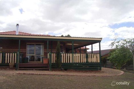 Property photo of 16 Cleve Court Wallan VIC 3756