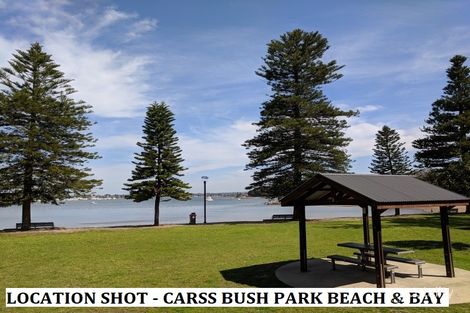 Property photo of 72 Gnarbo Avenue Carss Park NSW 2221