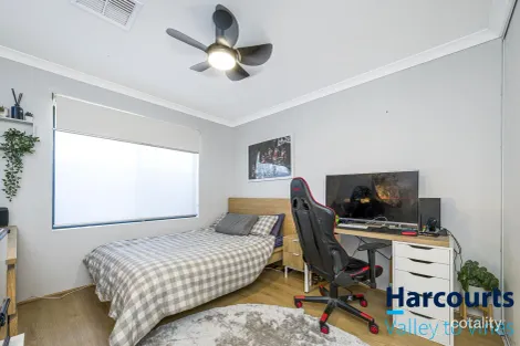 Property photo of 39 Cinnabar Bend Aveley WA 6069