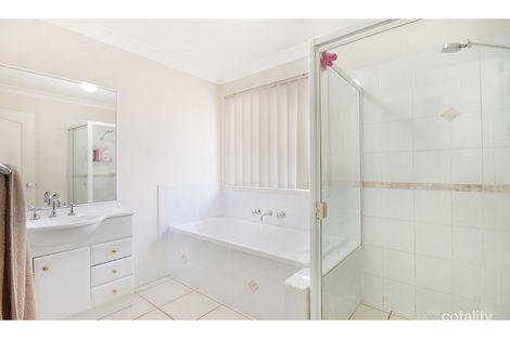 Property photo of 8 Parkside Crescent Thornton NSW 2322