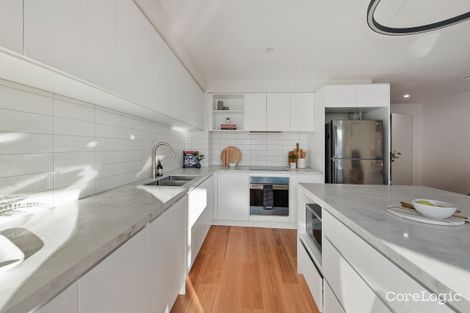 Property photo of 44/27 Queens Road Melbourne VIC 3004